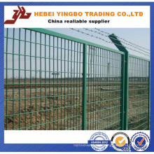 White PVC Powder Coated Welded Wire Mesh Fence Welcome OEM